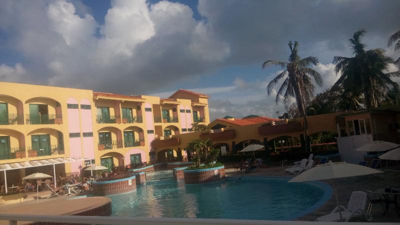 Islazul Los Delfines Hotel Varadero Buitenkant foto